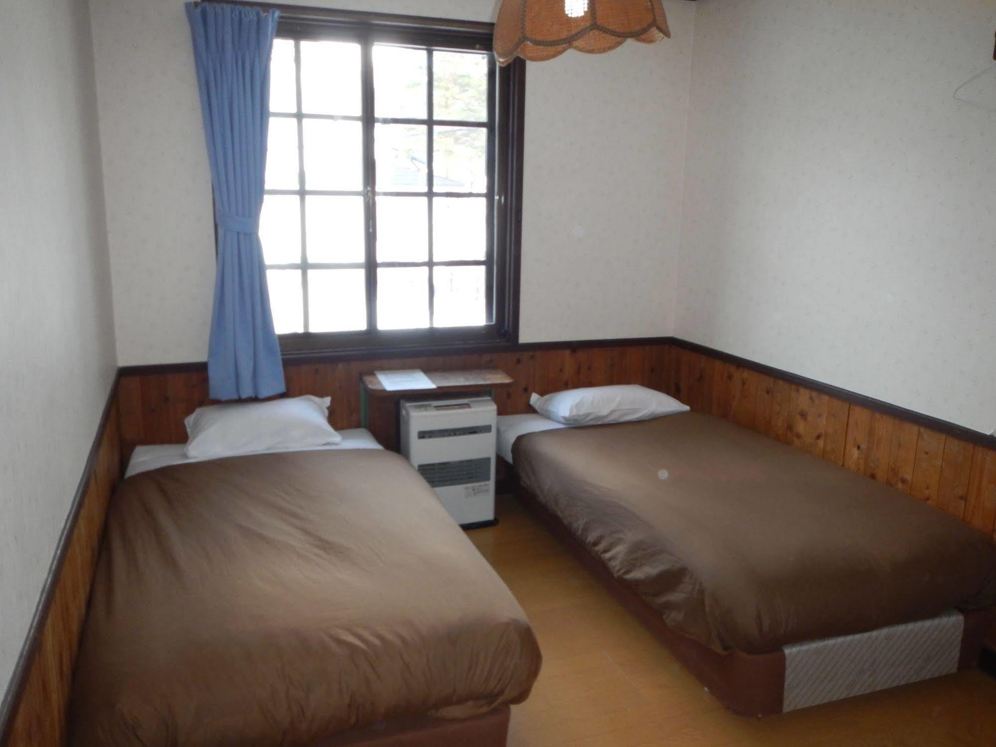 Mt Hakuba Backpackers Hostel Екстериор снимка