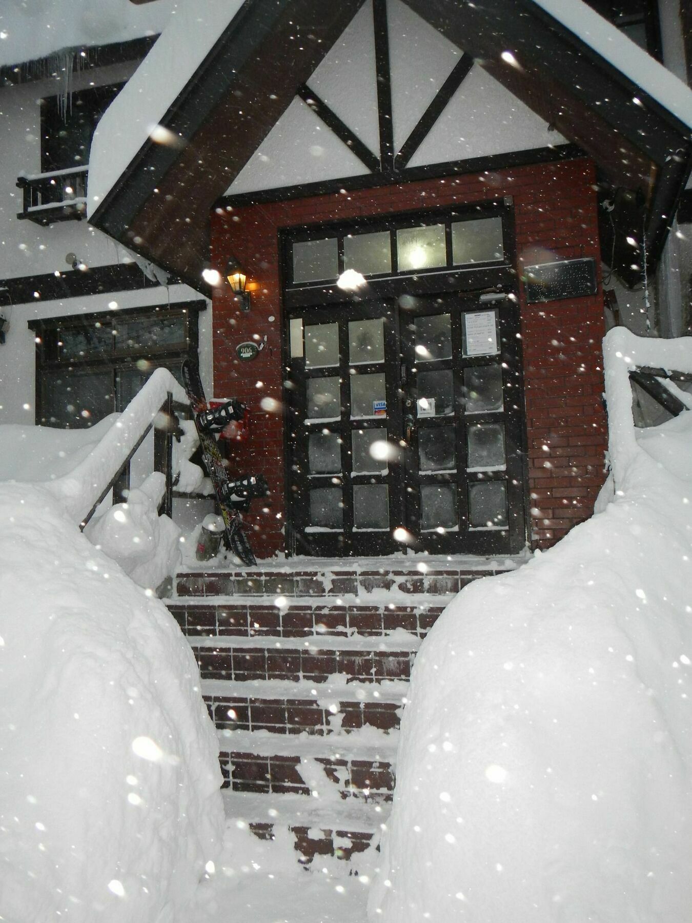 Mt Hakuba Backpackers Hostel Екстериор снимка